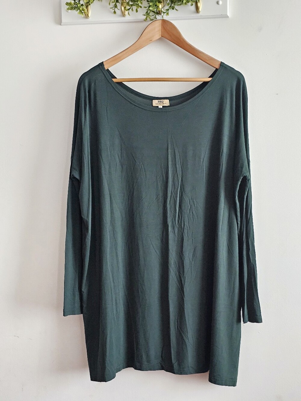 PIKO Bamboo Tunic Top Women's Small Forest Green Long Sleeve Oversized Stretch